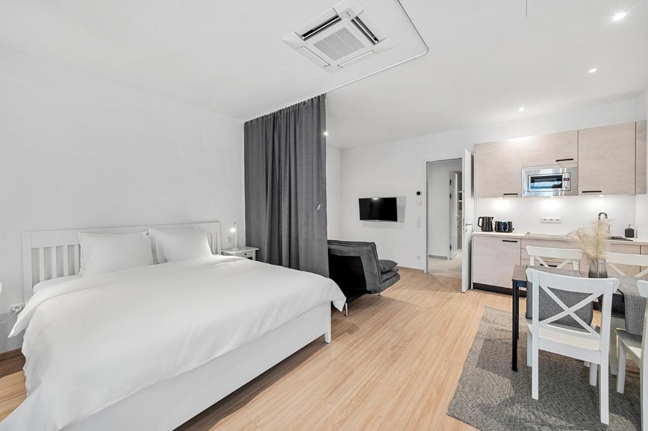 Vibestudio 303 - Central - Ac - Near Parking เวียนนา ภายนอก รูปภาพ